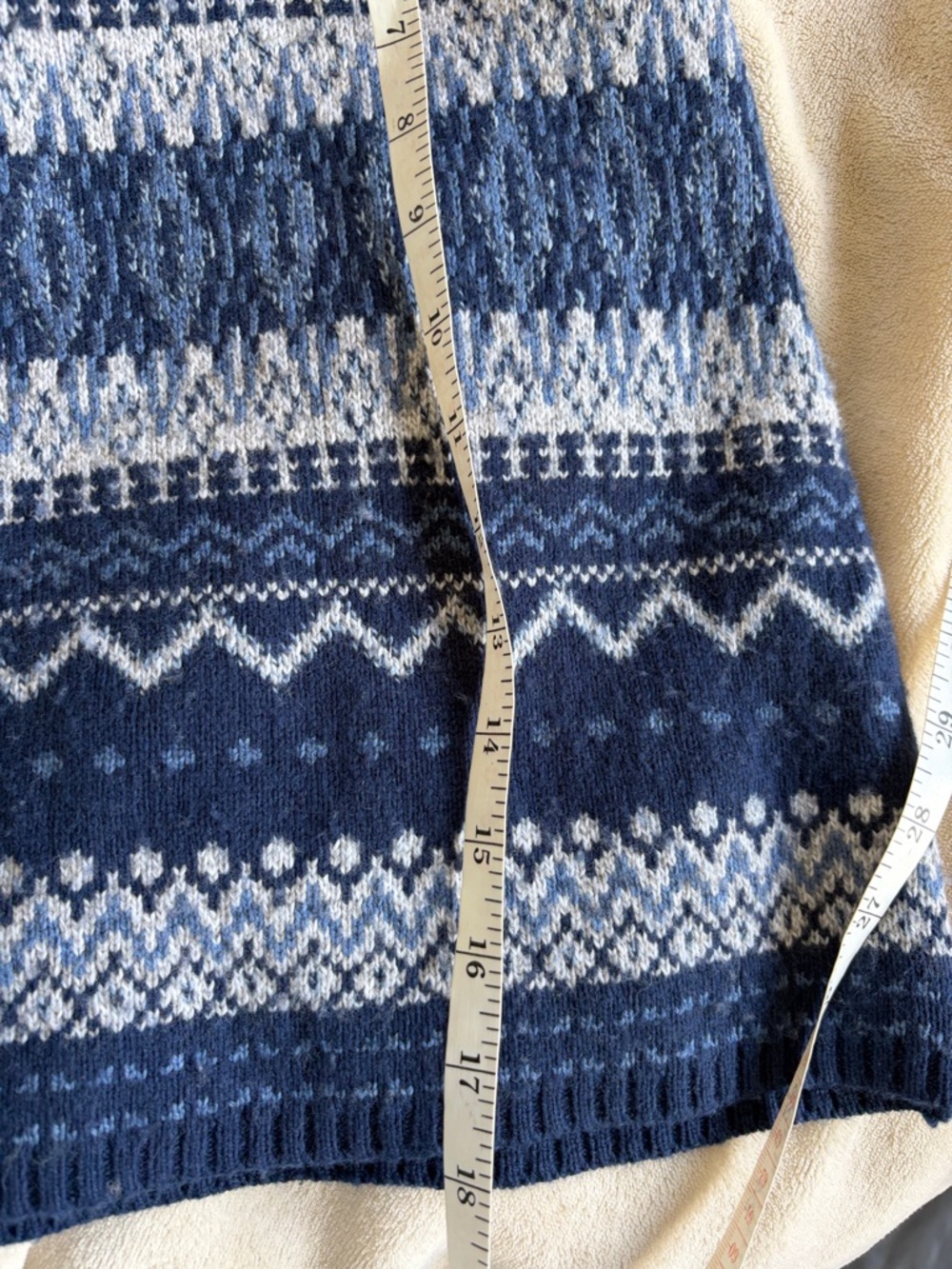 Aventura Skirt- Wool blend & Cashmere Knit, sz S - Picture 6 of 6